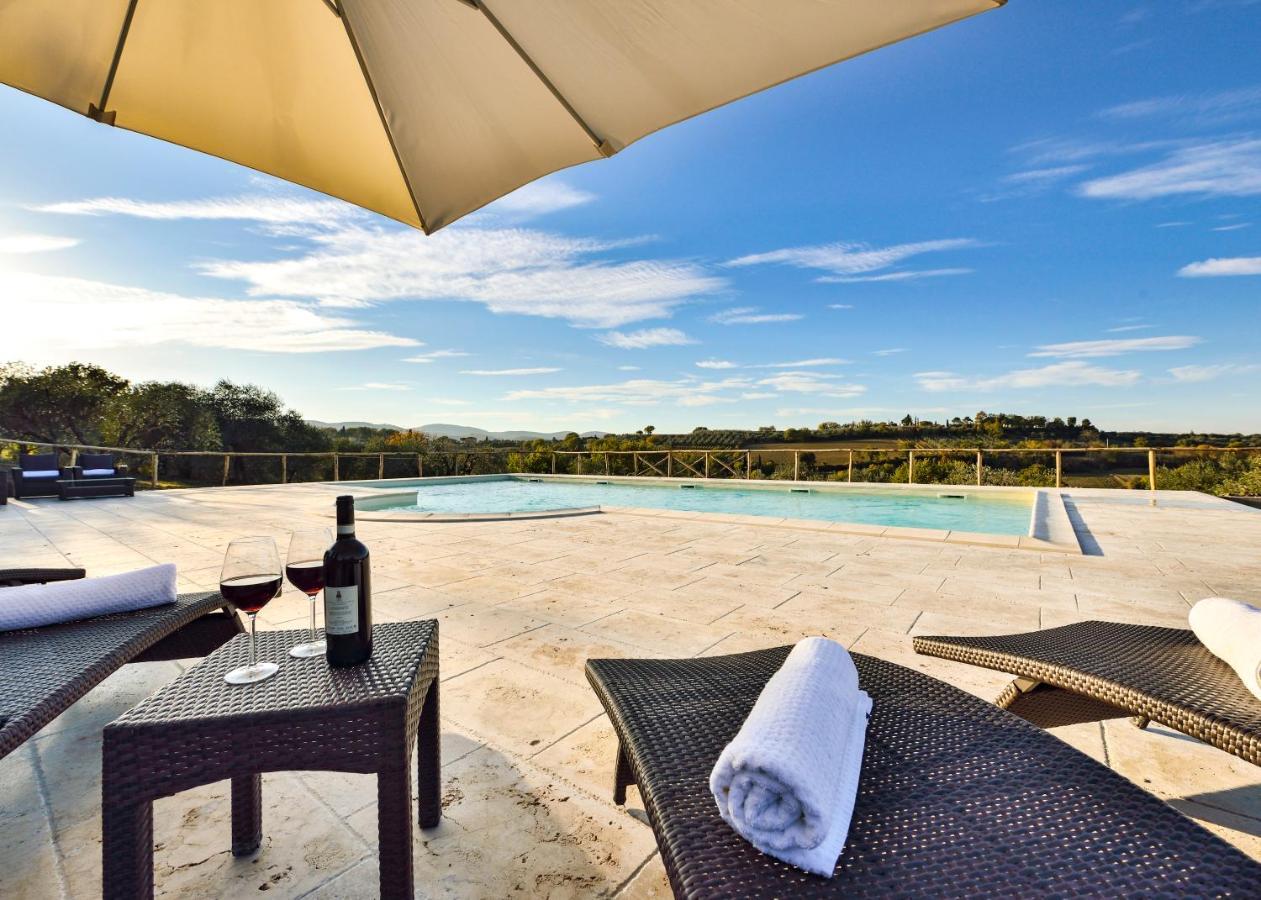 Tenuta Villa Rocchi トッリータ・ディ・シエーナ エクステリア 写真