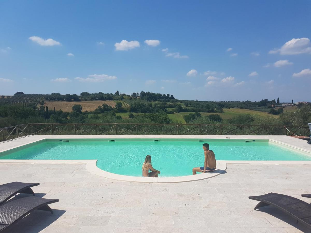 Tenuta Villa Rocchi トッリータ・ディ・シエーナ エクステリア 写真