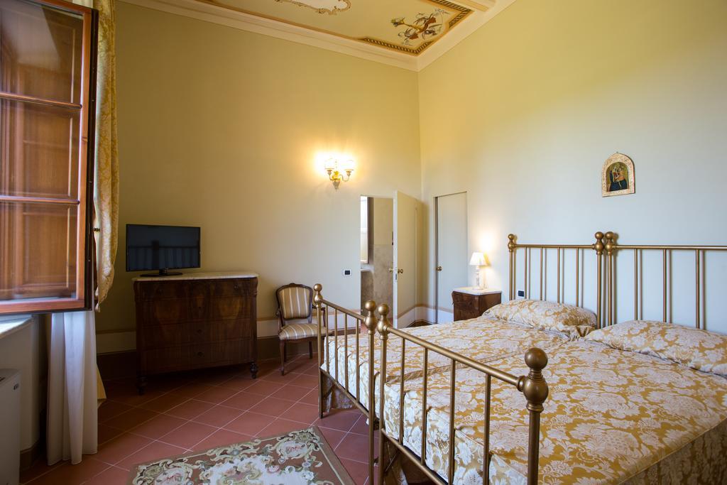 Tenuta Villa Rocchi トッリータ・ディ・シエーナ 部屋 写真