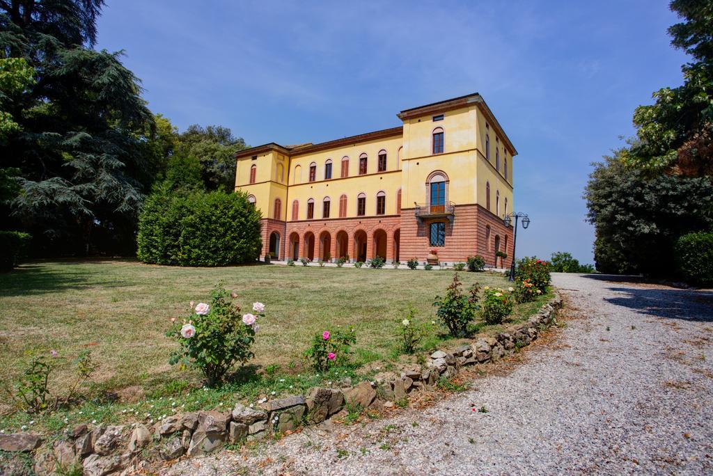 Tenuta Villa Rocchi トッリータ・ディ・シエーナ エクステリア 写真